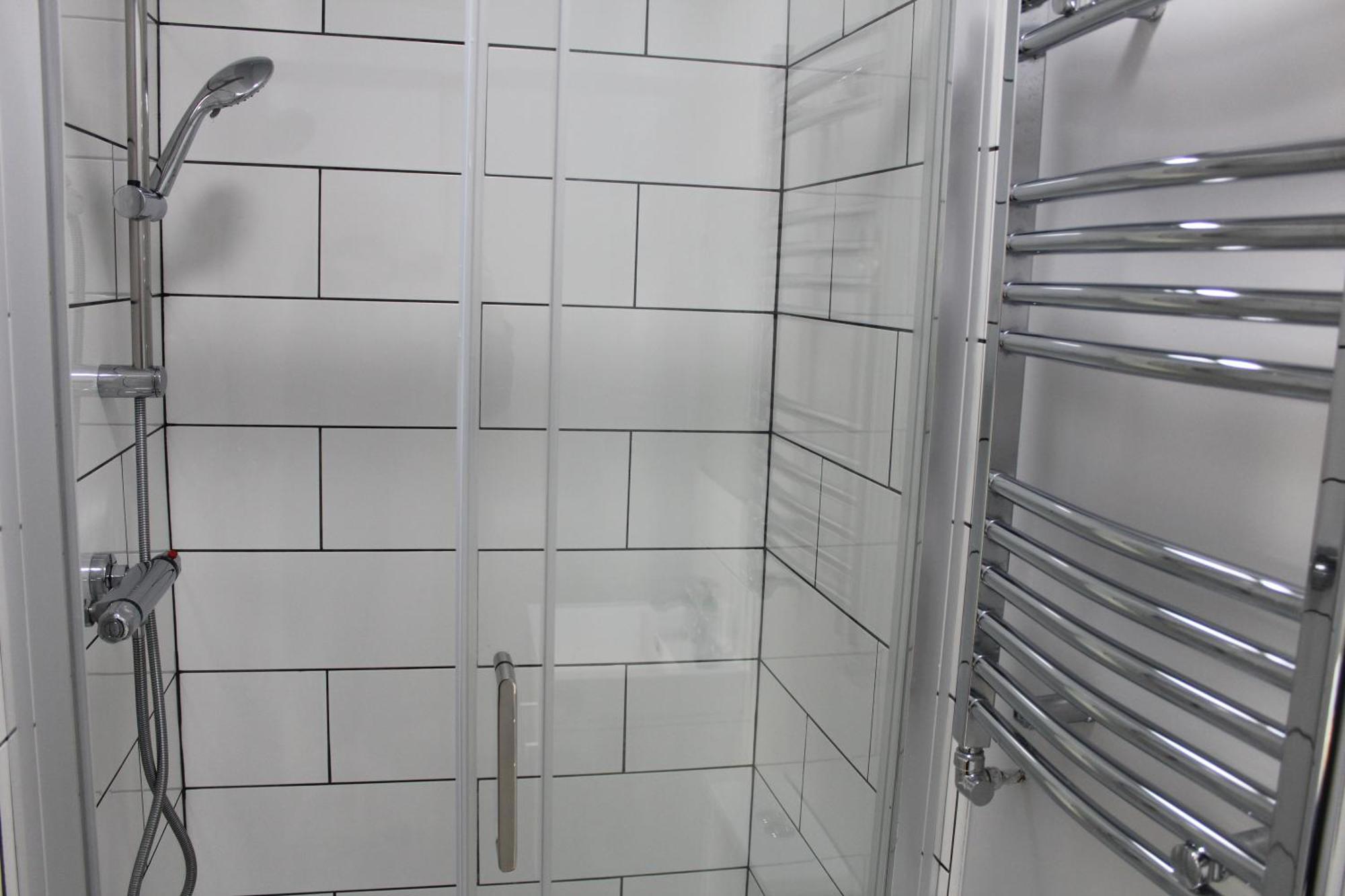Stylish Ensuite Room 15 Mins To Central ลอนดอน ภายนอก รูปภาพ